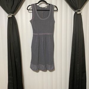 J crew gray dress, 2 side pockets.